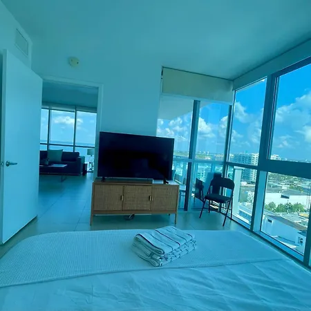 Monte Carlo Suites In Miami Beach Exterior photo